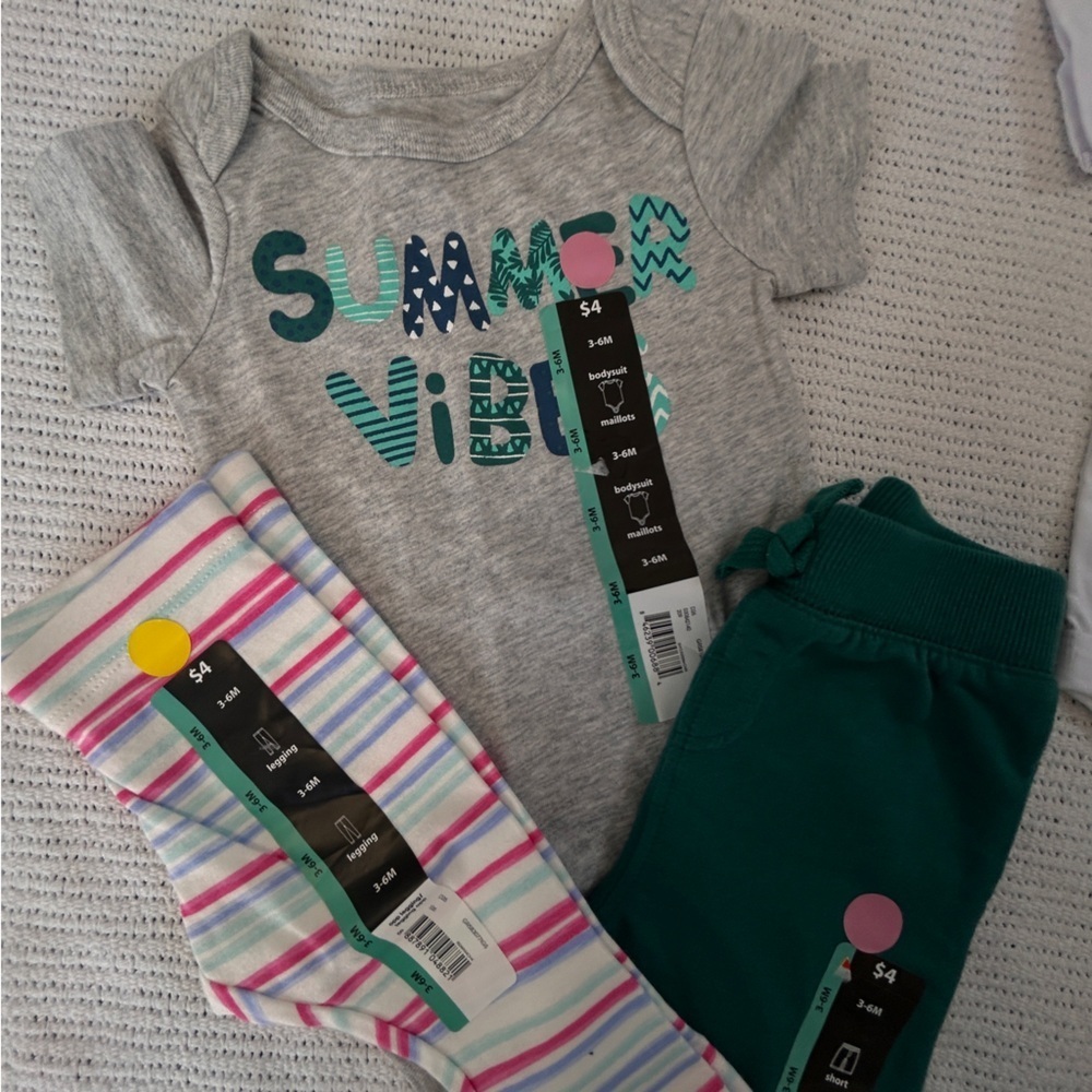 Walmart Baby Girl Size 3-6 Months Clothing Bundle 3 Tops, 2 pants, 1 Shorts NWT - Picture 4 of 5